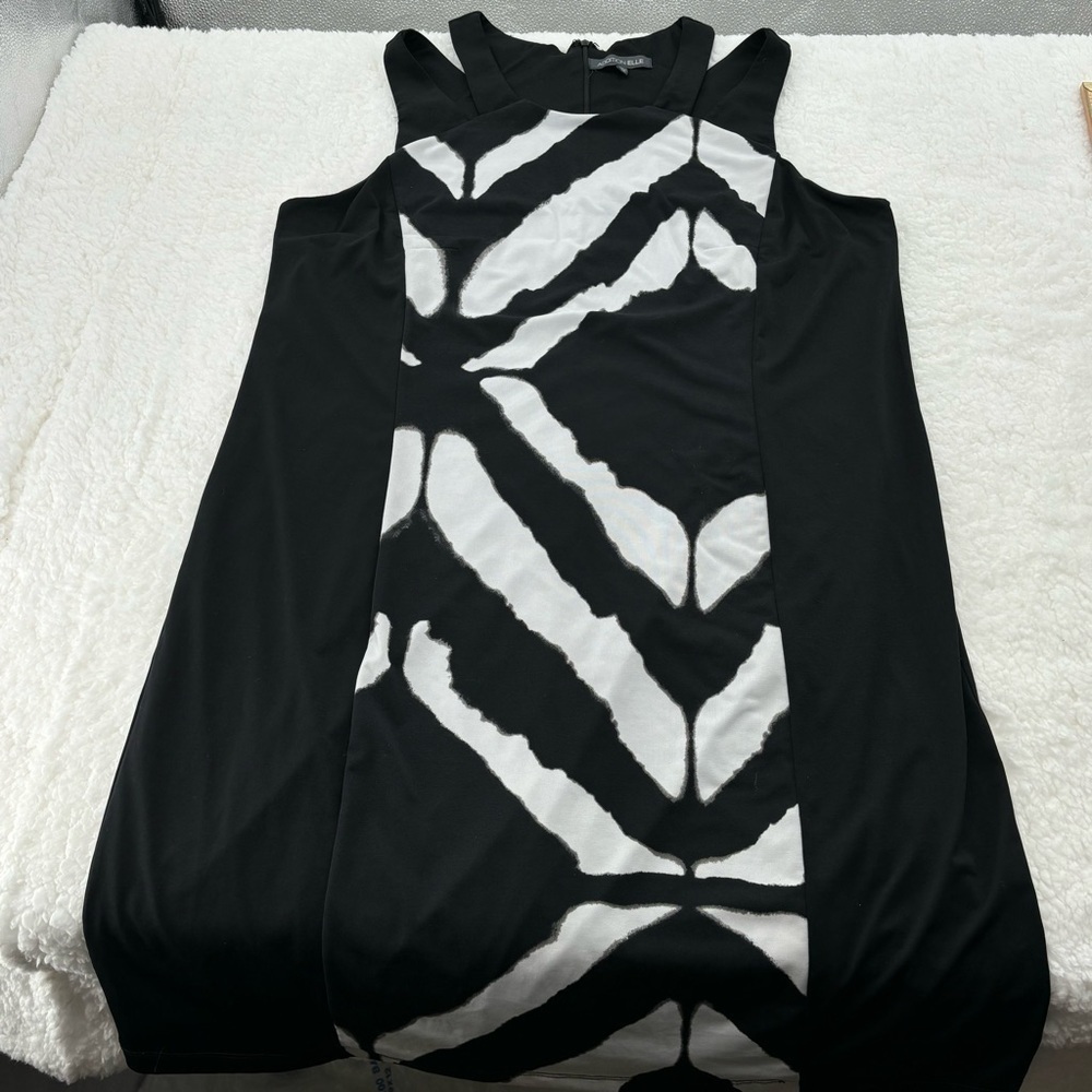 Addition Elle 1X Black Sleeveless Midi Dress with White Geometric Design - Picture 8 of 16